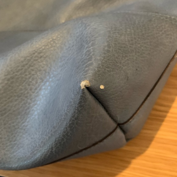 Street Level Parker Tote - Picture 4 of 6